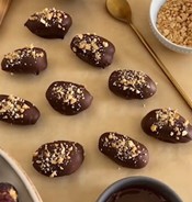 All Natural Treats vs. Halloween Candy–What’s the difference?